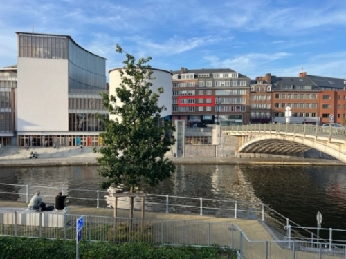 Appartement à Namur avec vue dégagée sur la Confluence